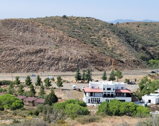 The Creekside Lodge and Cabins