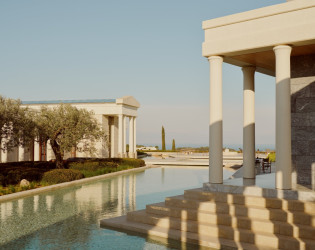 Amanzoe