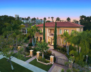 The Palm Mansion