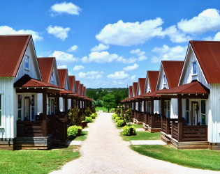 Cedar Break at Howard Ranch - Lodging