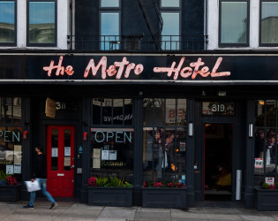 The Metro Hotel