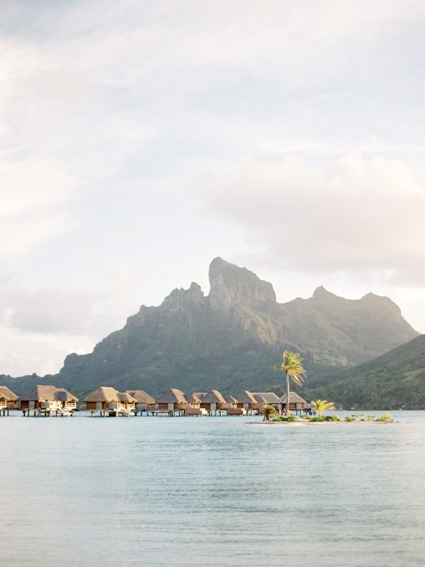 Four Seasons Resort Bora Bora