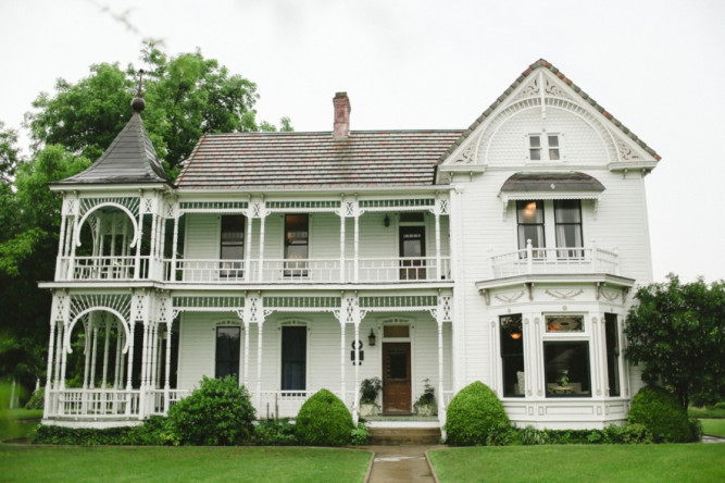 Barr Mansion & Artisan Ballroom