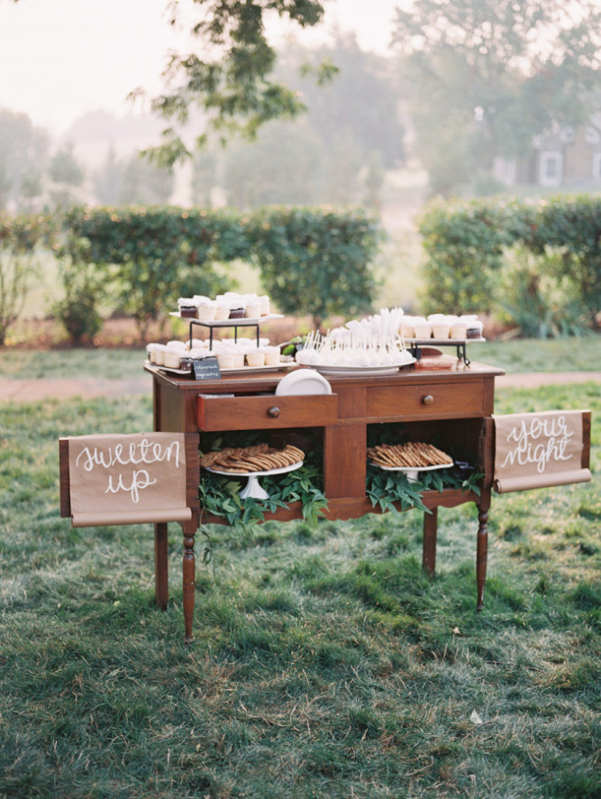 RoxyAnn Weddings at Hillcrest Orchard