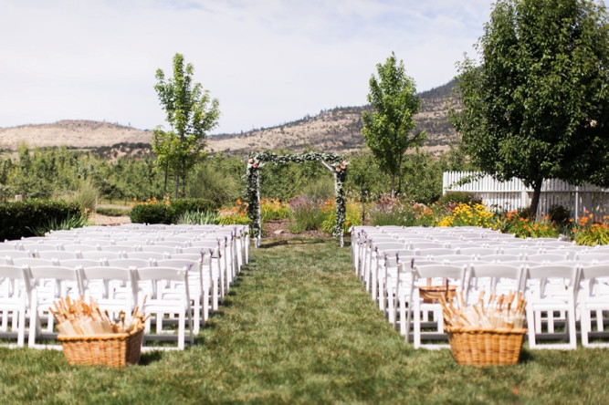 RoxyAnn Weddings at Hillcrest Orchard