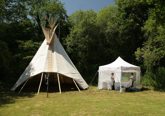 Cornish Tipi Weddings