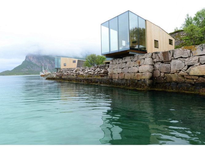 Manshausen Island resort