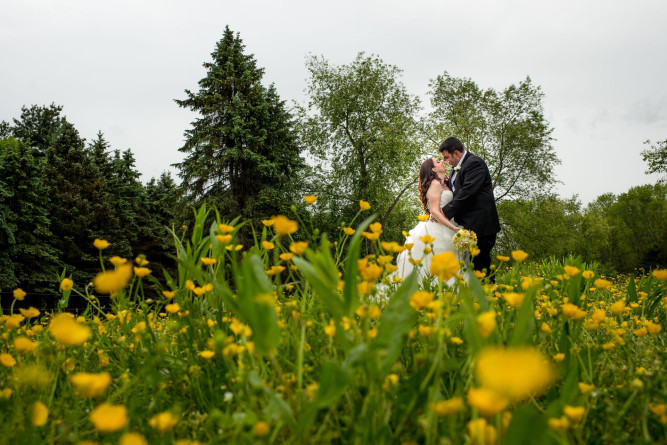 WoodsEdge Farm Weddings & Events