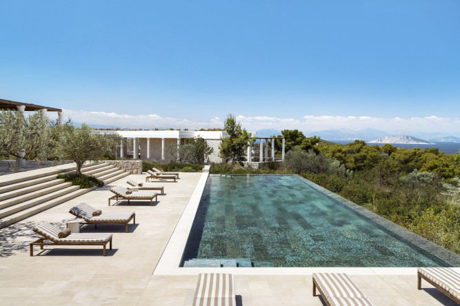 Amanzoe