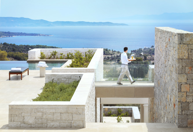 Amanzoe