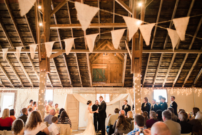 The Rustic Rose Barn