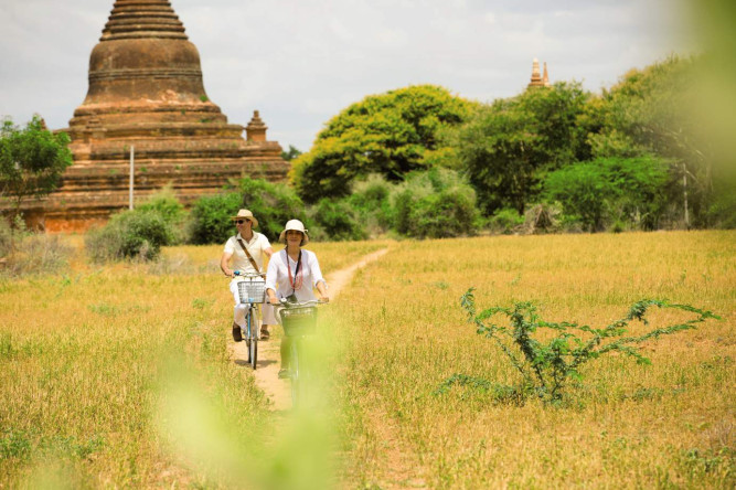 Belmond Road to Mandalay