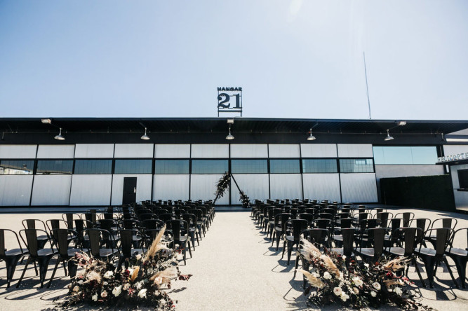 Hangar 21