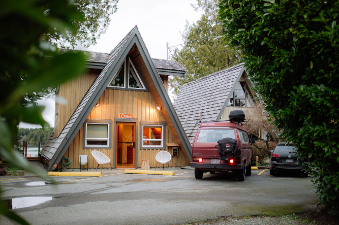 The Shoreline Tofino