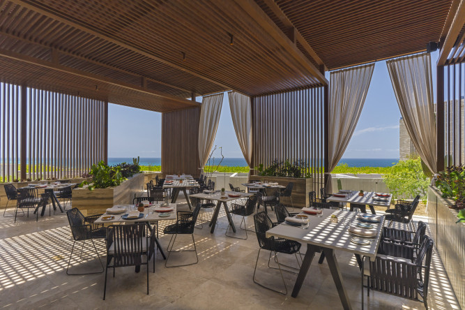 Solaz, a Luxury Collection Resort Los Cabos