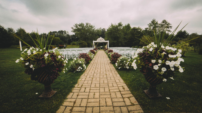 Apple Blossom Chapel & Gardens