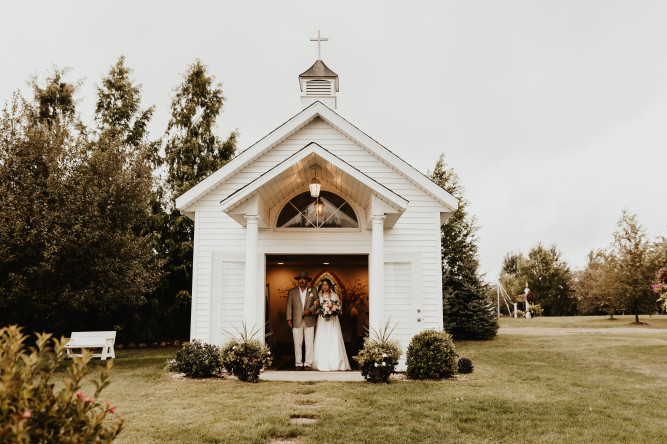 Apple Blossom Chapel & Gardens