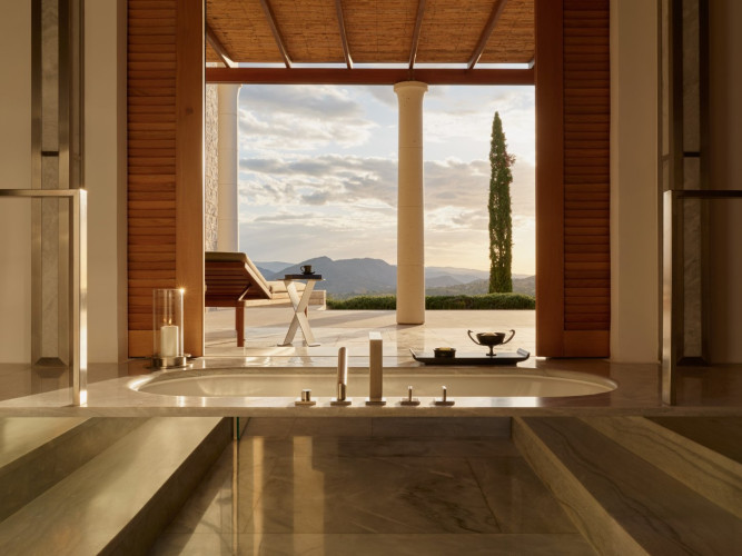 Amanzoe