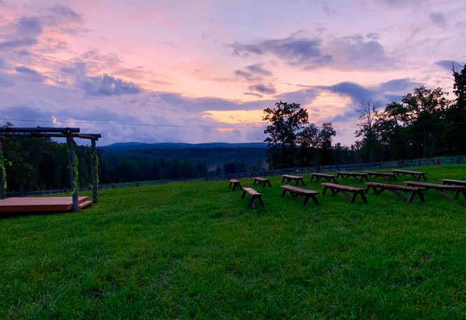 Dogwood Meadows Event Barn