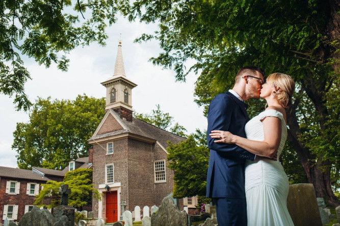 Riverside Weddings at Gloria Dei