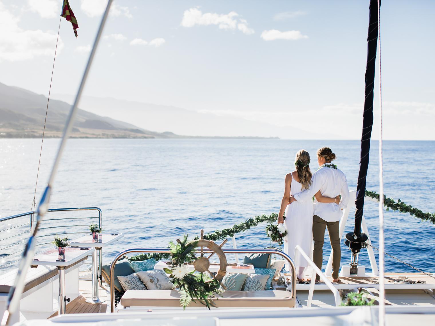 renting a yacht for a wedding