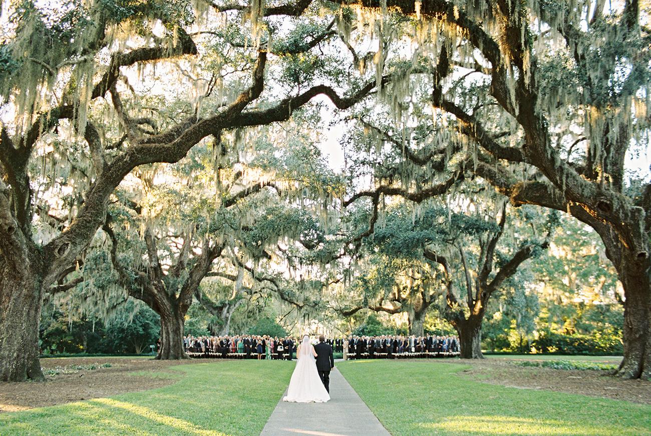 16 Picturesque South Carolina Wedding Venues